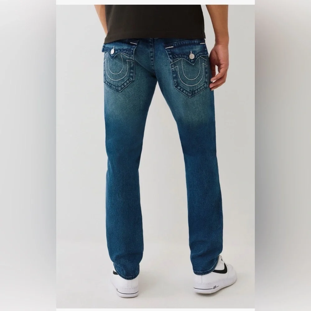 True Religion Geno Relaxed Slim Jeans -  Big Tab Flap NWT 32x32